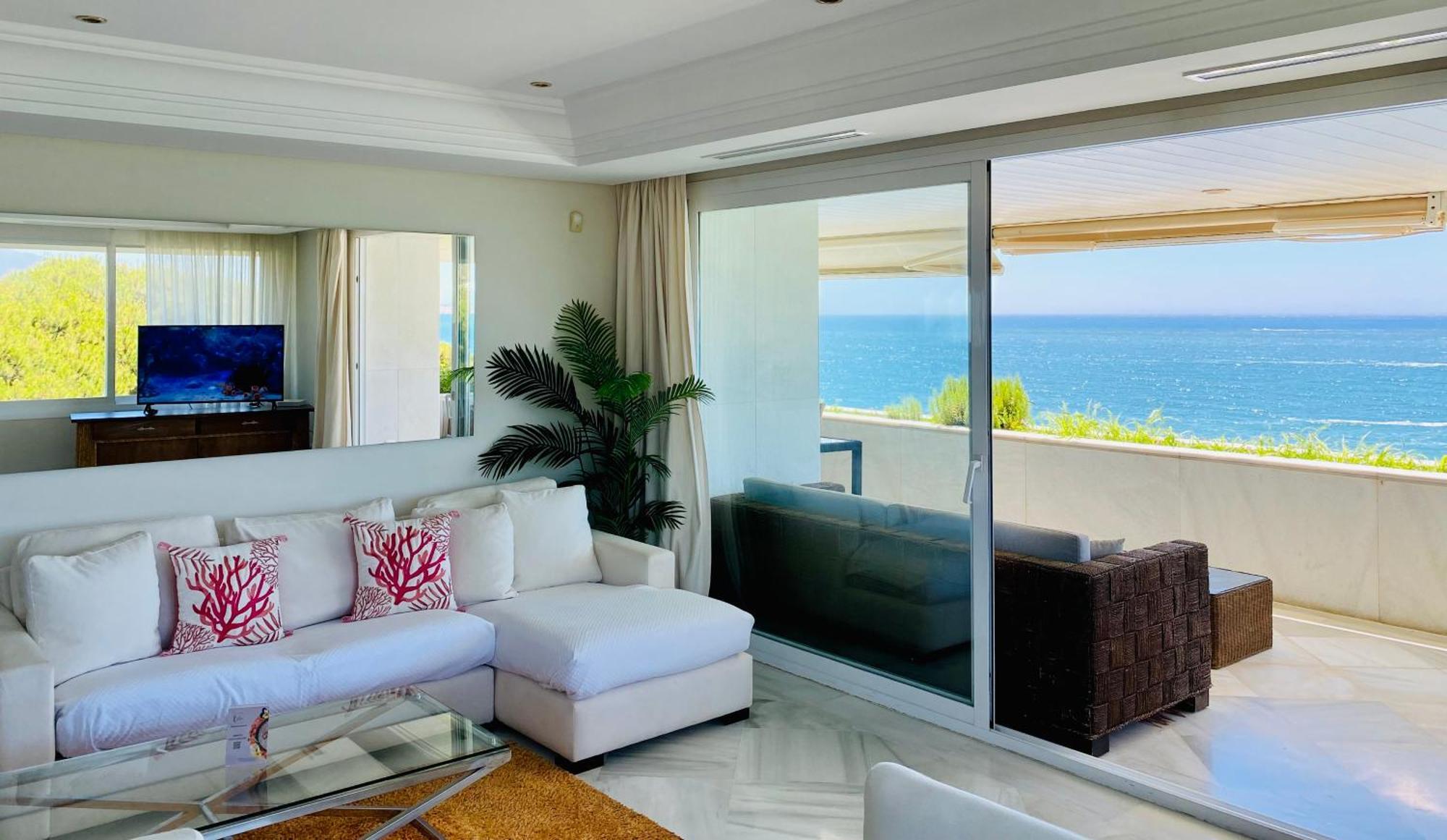 Marina Mariola By Coral Apartment *